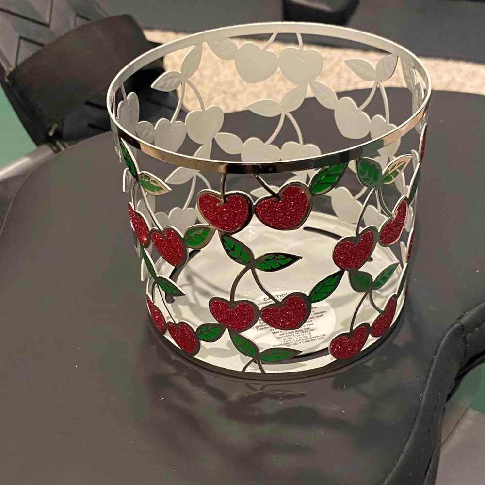 Bath & Body Works Glittering Red Heart Candle Holder